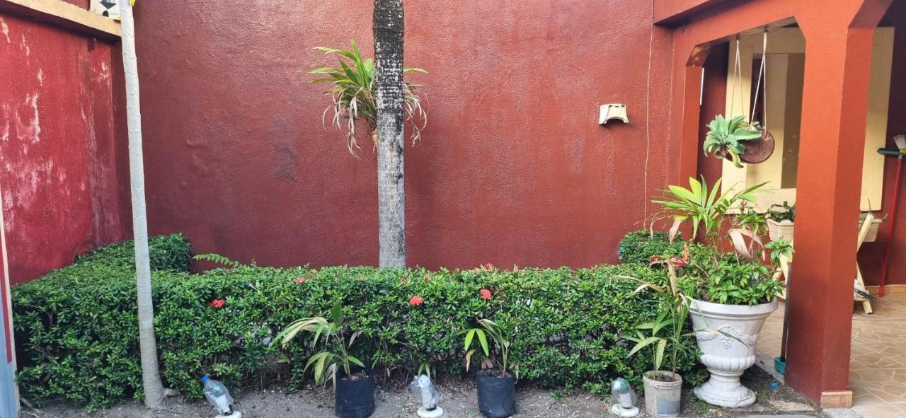 Excelente Casa No Bairro Mundo Novo Com Piscina